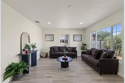 870 S Minaret, Turlock, CA 95380 - Photo 5