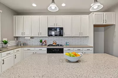 401 Broadleigh Court, Roseville, CA 95747 - Photo 25