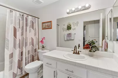 8248 Cliffe Way, Sacramento, CA 95828 - Photo 27
