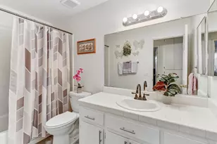 8248 Cliffe Way, Sacramento, CA 95828 - Photo 27