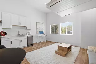3131 W St, Sacramento, CA 95817 - Photo 21