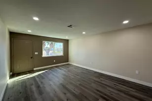 12609 La Gallina Ave, Waterford, CA 95386 - Photo 9