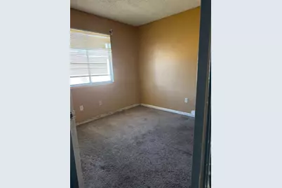 909 Crippen Avenue, Modesto, CA 95351 - Photo 7