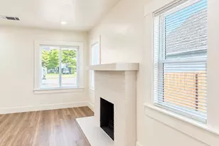 1279 N Roosevelt Ave, Fresno, CA 93728 - Photo 13