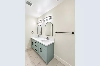 1279 N Roosevelt Avenue, Fresno, CA 93728 - Photo 35