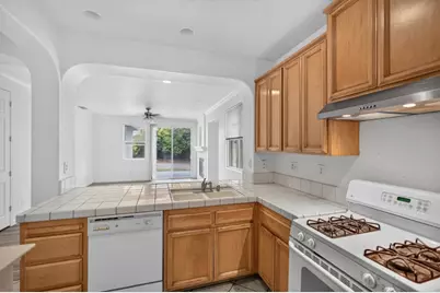 5790 Bridgecross Drive, Sacramento, CA 95835 - Photo 7