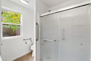 5129 Fredericksburg Way, Sacramento, CA 95835 - Photo 15