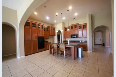 1472 Vasco, Manteca, CA 95337 - Photo 5