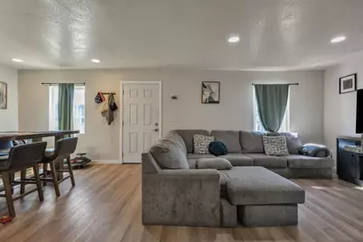 710 S Stockton Street, Lodi, CA 95240 - Photo 9