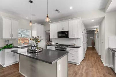 890 Wilamette Court, Tracy, CA 95377 - Photo 13