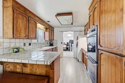 9843 Spindrift Way, Stockton, CA 95209 - Photo 11