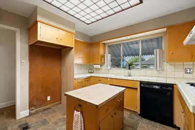 1790 Elmwood Avenue, Stockton, CA 95204 - Photo 33