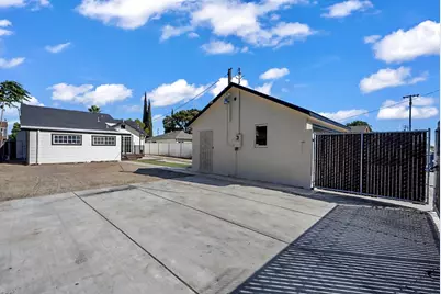 567 N Grant Avenue, Manteca, CA 95336 - Photo 21