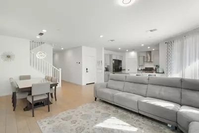 10464 Angsley Drive, Elk Grove, CA 95757 - Photo 3