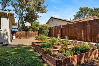 8240 Holly Oak Street, Citrus Heights, CA 95610 - Photo 37
