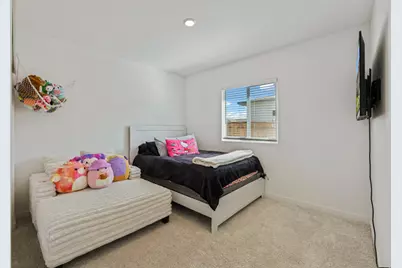 10947 Breezewood Way, Stockton, CA 95219 - Photo 13
