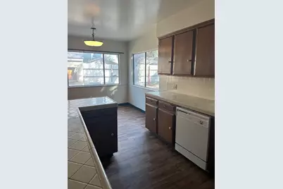 960 Kenwood Avenue, Turlock, CA 95380 - Photo 13