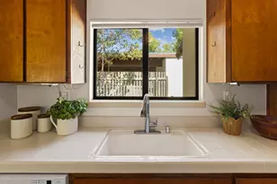 2542 Overhill Ln, Davis, CA 95616 - Photo 15