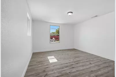 815 Kerr, Modesto, CA 95354 - Photo 9