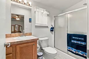 E Yosemite Ave, Manteca, CA 95336 - Photo 33
