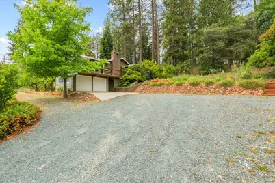 13748 Marin Place, Grass Valley, CA 95949 - Photo 39