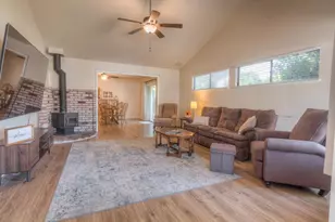 3330 Meadow Ct, Rescue, CA 95672 - Photo 5