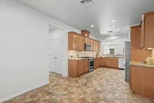 9964 Westminster, Elk Grove, CA 95757 - Photo 15