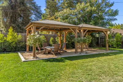 1212 Brady Avenue, Modesto, CA 95350 - Photo 31