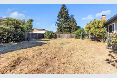 2050 Patricia Drive, Yuba City, CA 95993 - Photo 29