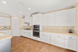 2152 Greenhorn Creek Cir, Plumas Lake, CA 95961 - Photo 17