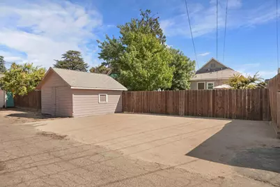 237 S Pleasant Avenue, Lodi, CA 95240 - Photo 45