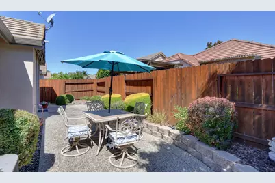 7531 Abbey Circle, Elk Grove, CA 95757 - Photo 41