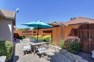 7531 Abbey Cir, Elk Grove, CA 95757 - Photo 41