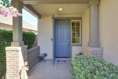 7531 Abbey Circle, Elk Grove, CA 95757 - Photo 3