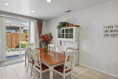 7531 Abbey Circle, Elk Grove, CA 95757 - Photo 17