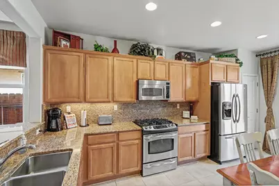 7531 Abbey Circle, Elk Grove, CA 95757 - Photo 15