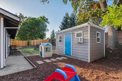 7813 Spring Valley Avenue, Citrus Heights, CA 95610 - Photo 27