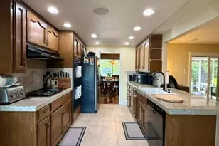 6337 Hillrise Dr, Carmichael, CA 95608 - Photo 9