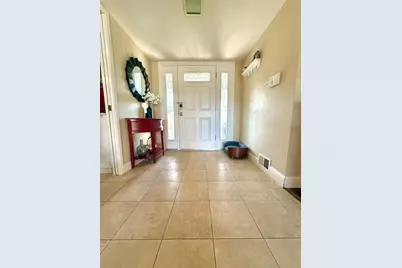 6337 Hillrise Drive, Carmichael, CA 95608 - Photo 5