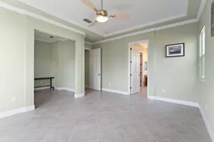 1910 Charm Way, Sacramento, CA 95835 - Photo 21