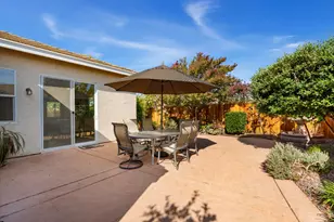 1910 Charm Way, Sacramento, CA 95835 - Photo 39