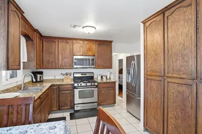 2320 Encina Avenue, Modesto, CA 95354 - Photo 7