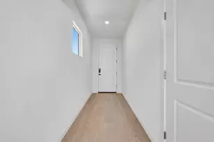 240 Shiplap Cir, Sacramento, CA 95835 - Photo 15