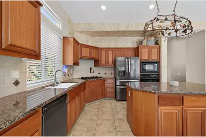 2114 Woodbine Avenue, Manteca, CA 95337 - Photo 17