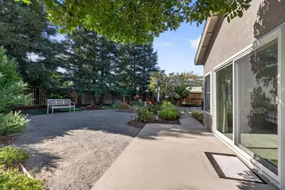 2114 Woodbine Avenue, Manteca, CA 95337 - Photo 33