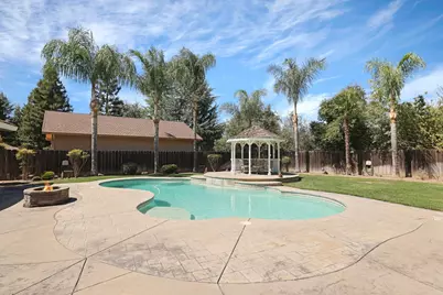 10117 Del Almendra Drive, Oakdale, CA 95361 - Photo 47