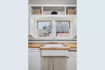 2701 3rd Avenue, Sacramento, CA 95818 - Photo 17