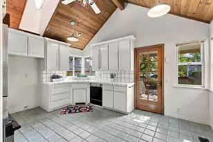 9279 Lostwood Ln, Fair Oaks, CA 95628 - Photo 27