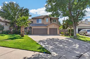 701 Rolling Green Dr, West Sacramento, CA 95605 - Photo 3