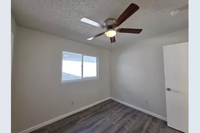 904 Pine Tree Lane, Modesto, CA 95351 - Photo 9